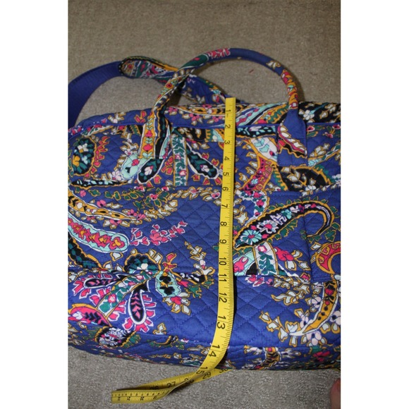 Vera Bradley Retired 2018 "Romatic Paisley" Large Weekender Duffel Travel Bag - Picture 12 of 12